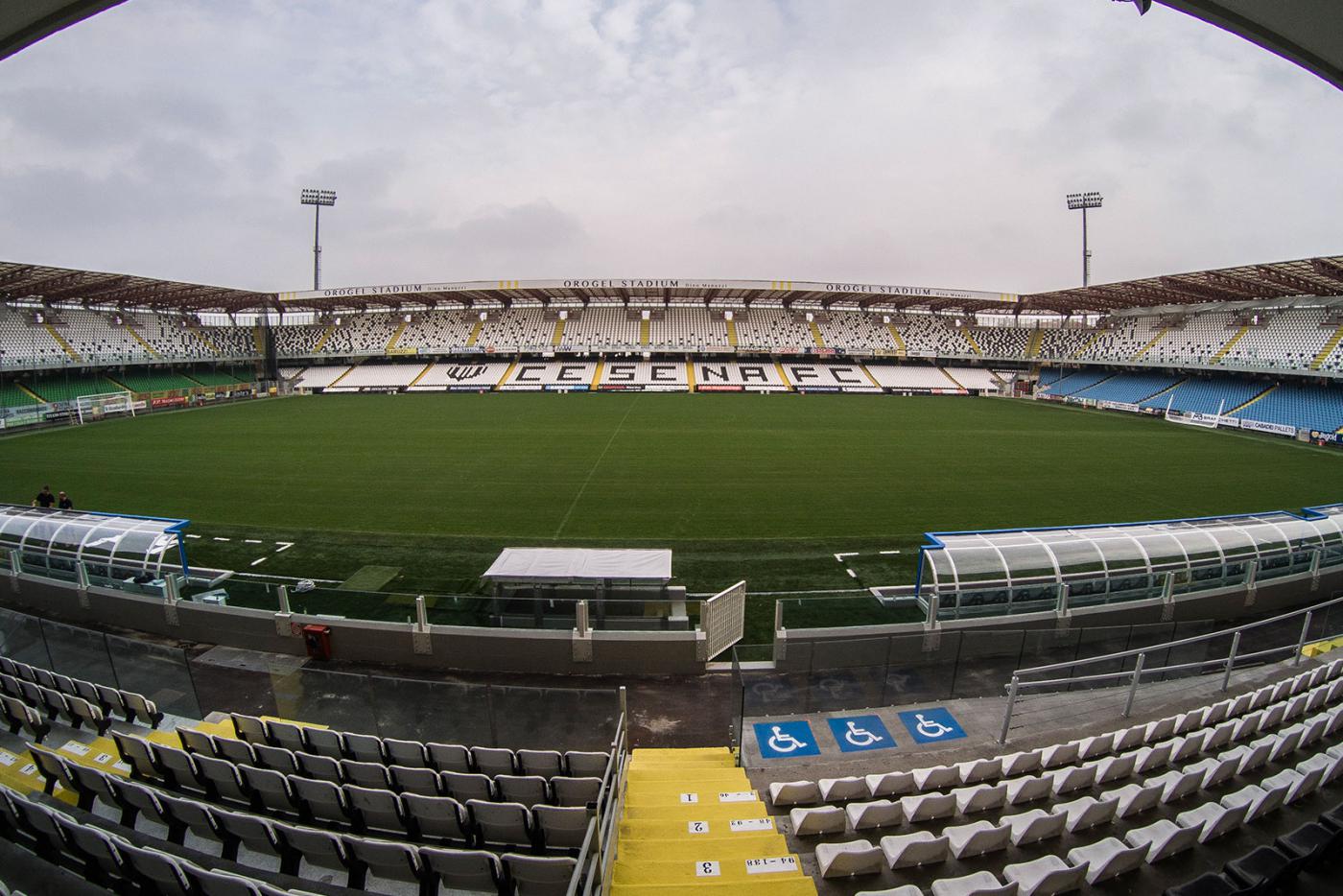 Stadio Dino Manuzzi di Cesena: capienza, settori, biglietti e come arrivare